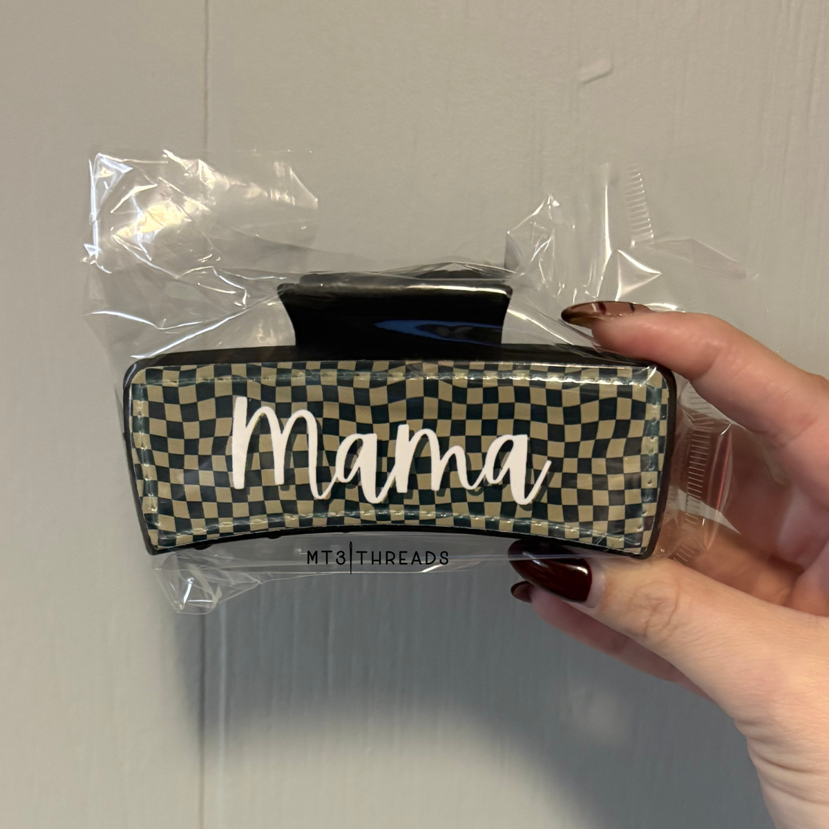 Tan Checker Mama | Claw Clip